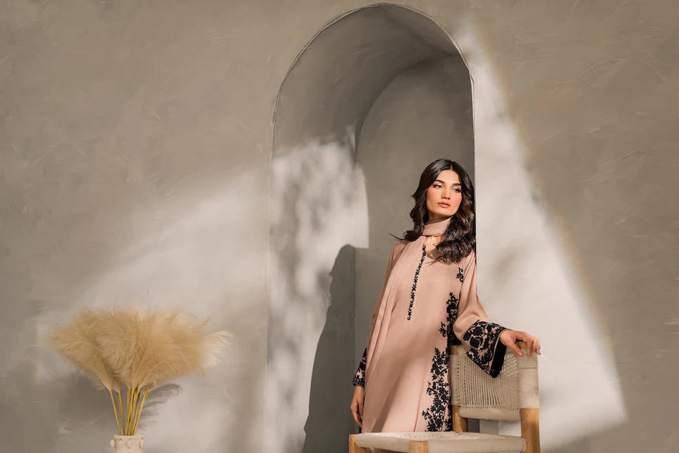 ASIM JOFA-3PC DHANAK EMBROIDERED SHIRT WITH TYE&DYED CHIFFON DUPATTA AND TROUSER-UR-4048