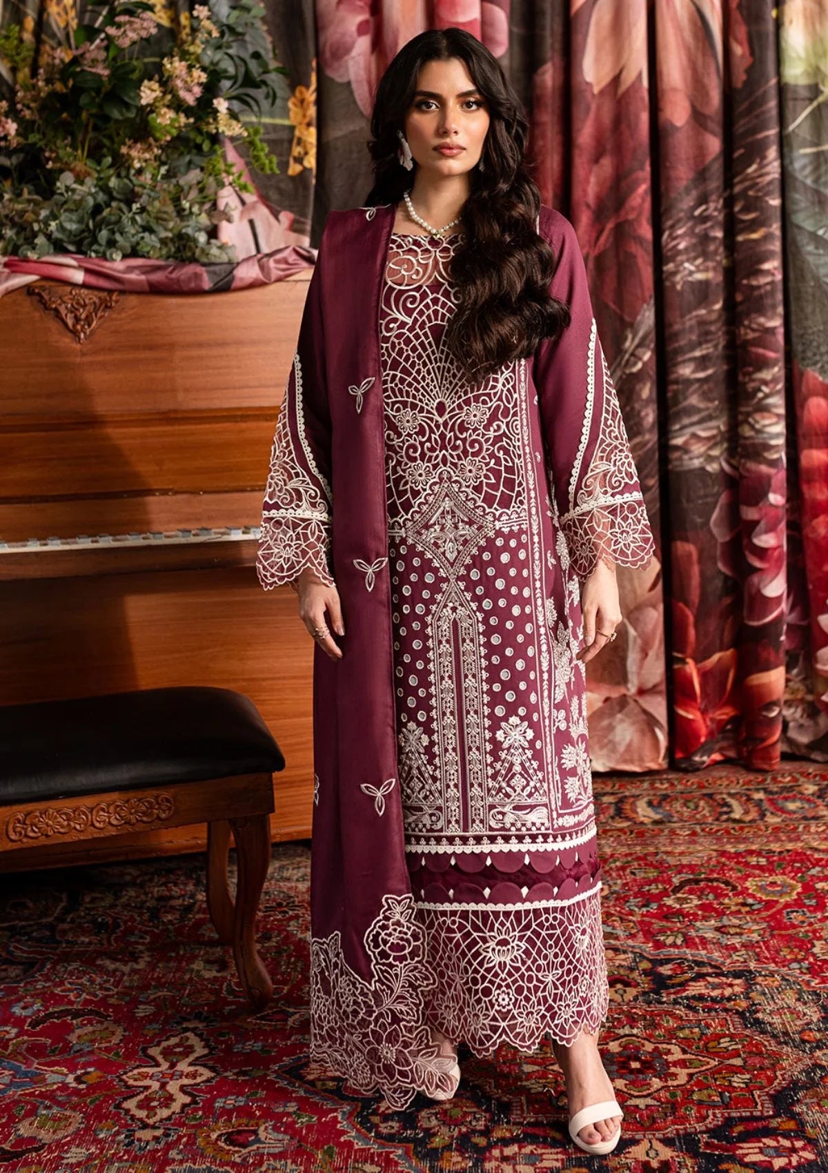 QALAMQAR-3PC CHIKANKAARI LAWN CUTWORK EMBROIDERED SHIRT WITH LAWN EMBROIDERED CUTWORK DUPATTA AND TROUSER-UR-2611