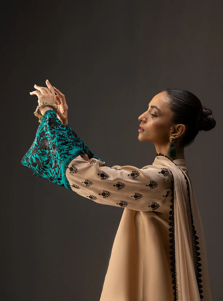 ZAINAB CHOTANI-3PC SHAMOZ SILK PRINT EMBROIDERED SHIRT WITH SOFT SILK PRINT DUPATTA & SILK TROUSER-UR-1903