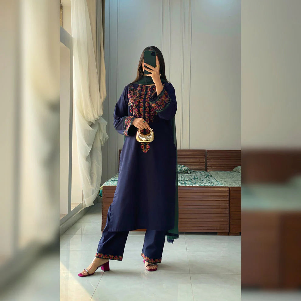 URAN-3PC DHANAK EMBROIDERED SHIRT WITH BAMBER CHIFFON DUPATTA AND EMB TROUSER-UR-3899