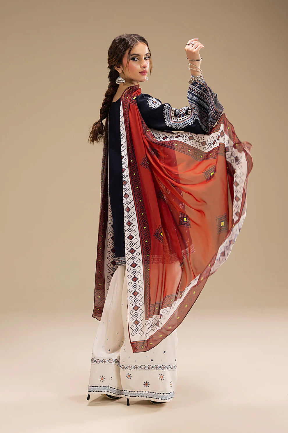 JAZMIN-3PC LAWN EMBROIDERED SHIRT WITH CHIFFON PRINTED DUPATTA AND EMB TROUSER-UR-3577