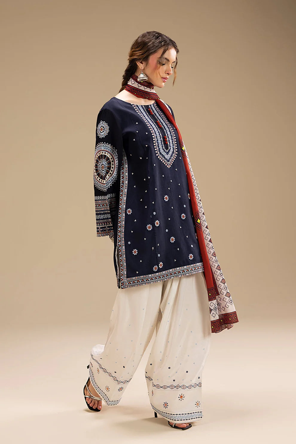 JAZMIN-3PC LAWN EMBROIDERED SHIRT WITH CHIFFON PRINTED DUPATTA AND EMB TROUSER-UR-3577
