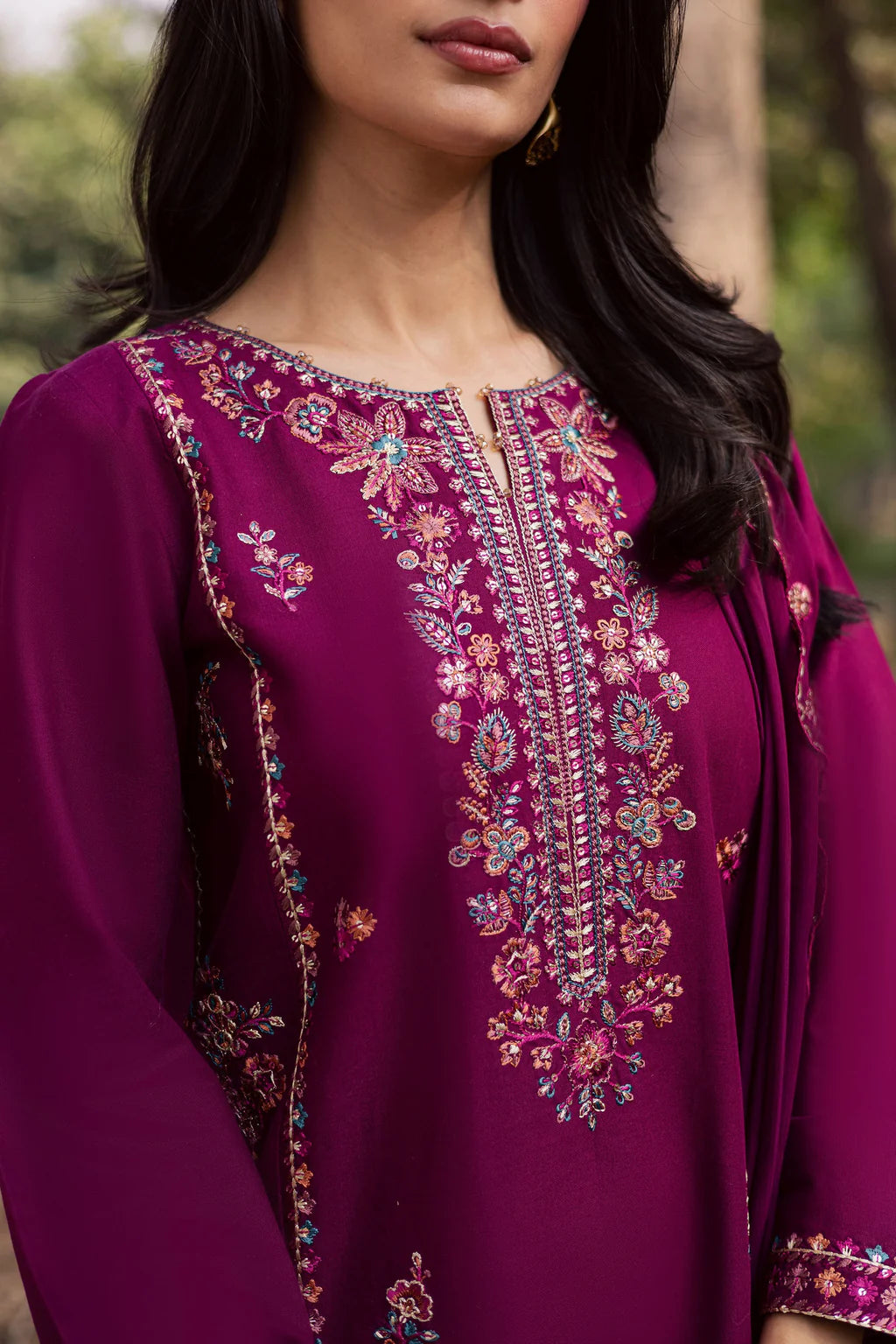 BATIK-3PIECE LAWN SEQUIN EMBROIDERED SHIRT WITH CHIFFON EMBROIDERED DUPATTA AND TROUSER-UR-4857