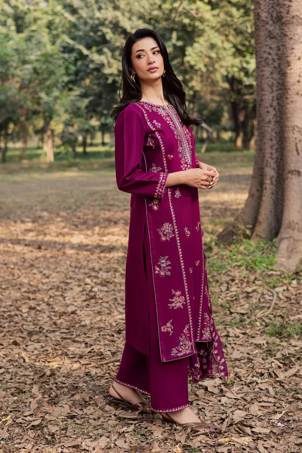 BATIK-3PIECE LAWN SEQUIN EMBROIDERED SHIRT WITH CHIFFON EMBROIDERED DUPATTA AND TROUSER-UR-4857