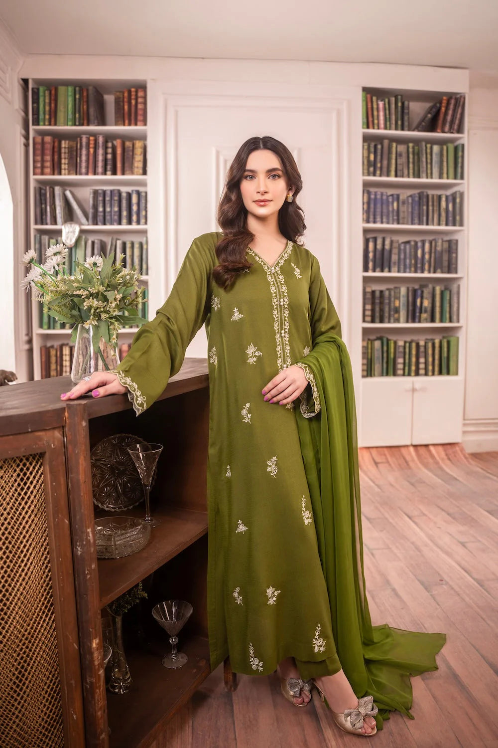 Asim Jofa-Lawn 3pc Embroidered Shirt With Bamber Chiffon Dupatta & Trouser-UR-2506