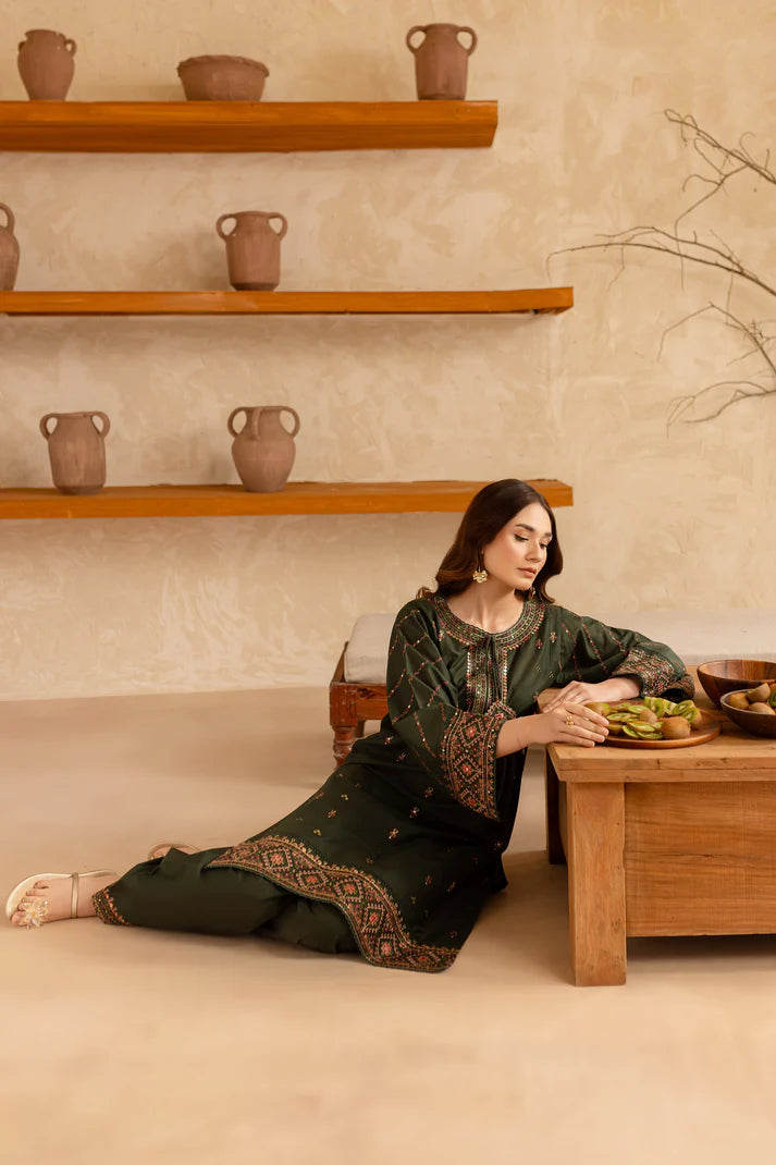 BATIK-2PC LAWN EMBROIDRED SHIRT WITH EMBROIDRED TROUSER- UR-2816