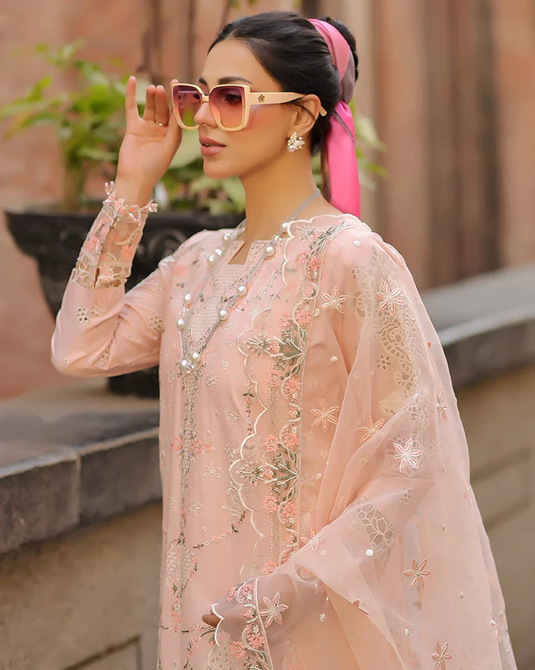 QALAMQAR-3PC LAWN CHIKAN EMBROIDERED SHIRT WITH KHADDI NET EMB DUPATTA AND TROUSER-UR-3641