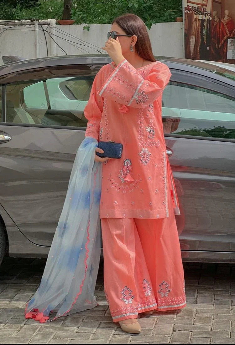 RANG RASIYA-3PC LAWN EMBROIDERED SHIRT WITH CHIFFON PRINTED DUPATTA & EMB TROUSER-UR-3571