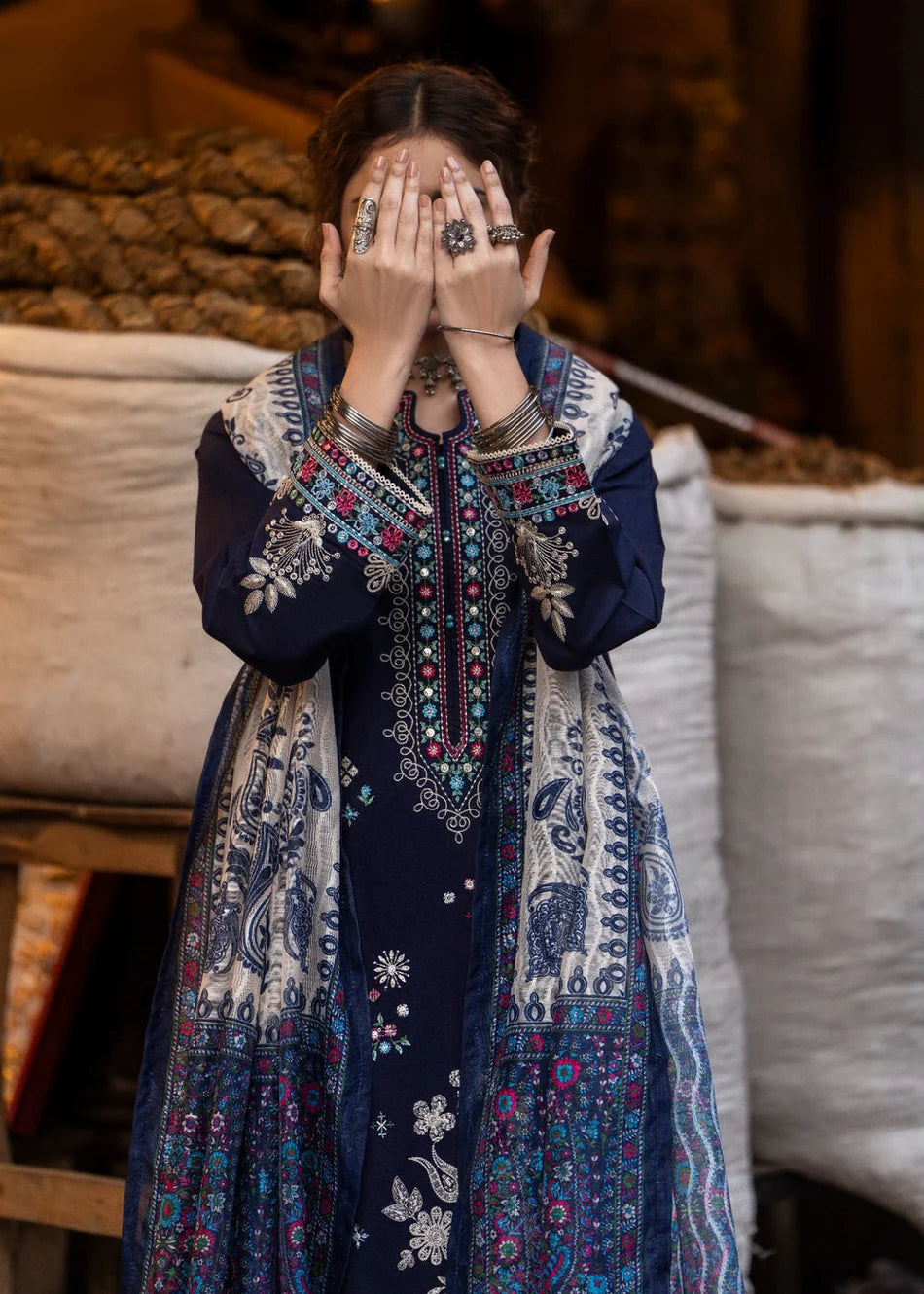 BATIK-3PC LAWN EMBROIDERED SHIRT WITH CHIFFOON PRINT DUPATTA AND EMB TROUSER-UR-3516