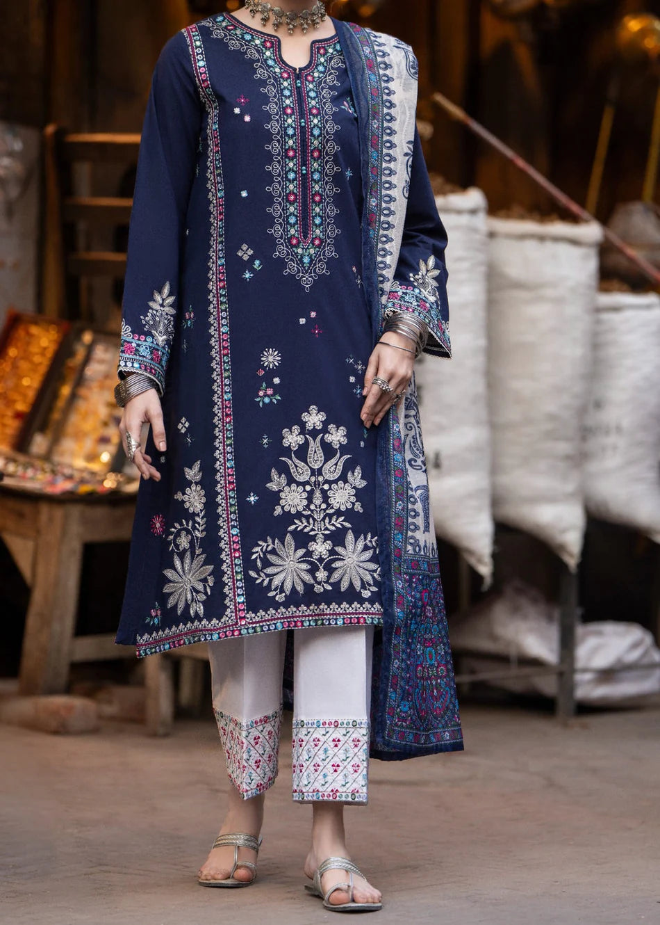 BATIK-3PC LAWN EMBROIDERED SHIRT WITH CHIFFOON PRINT DUPATTA AND EMB TROUSER-UR-3516