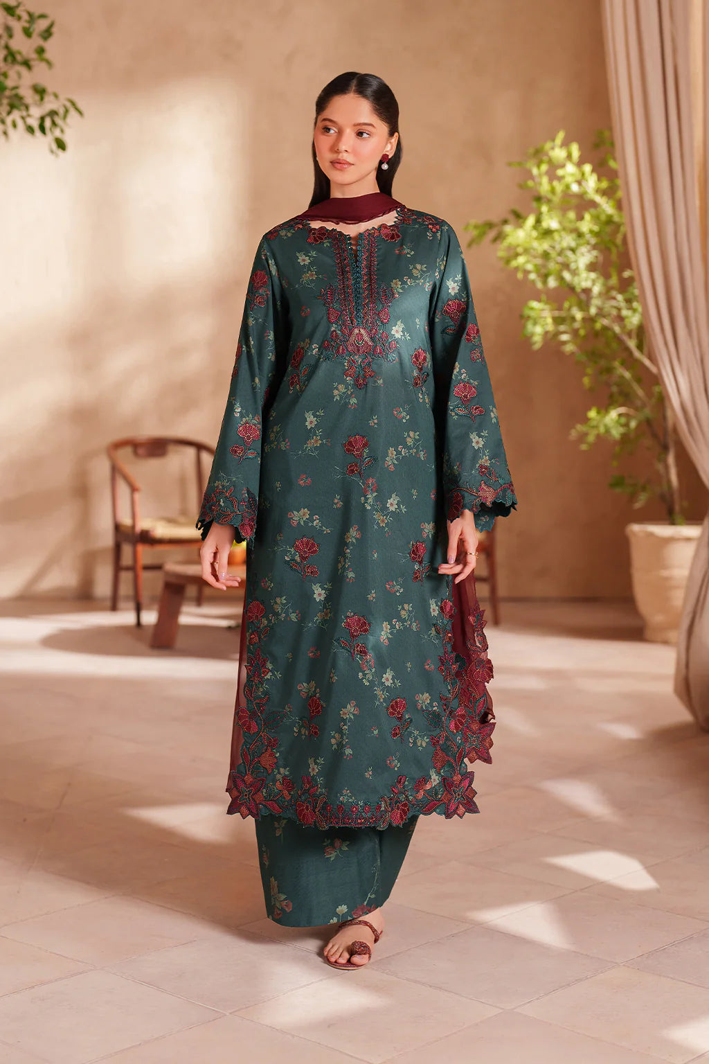 IZNIK-3PC LAWN EMB PRINTED SHIRT WITH CHIFFON EMBROIDERED AND PRINTED TROUSER-UR-529