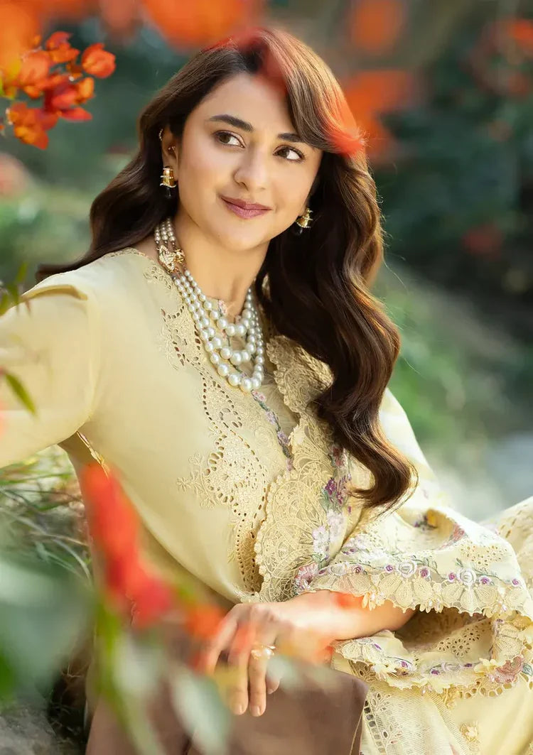 RANG RASIYA-3PC LAWN EMBROIDERED SHIRT WITH CHIFFON PRINTED EMBROIDERED DUPATTA AND TROUSER-UR-4202