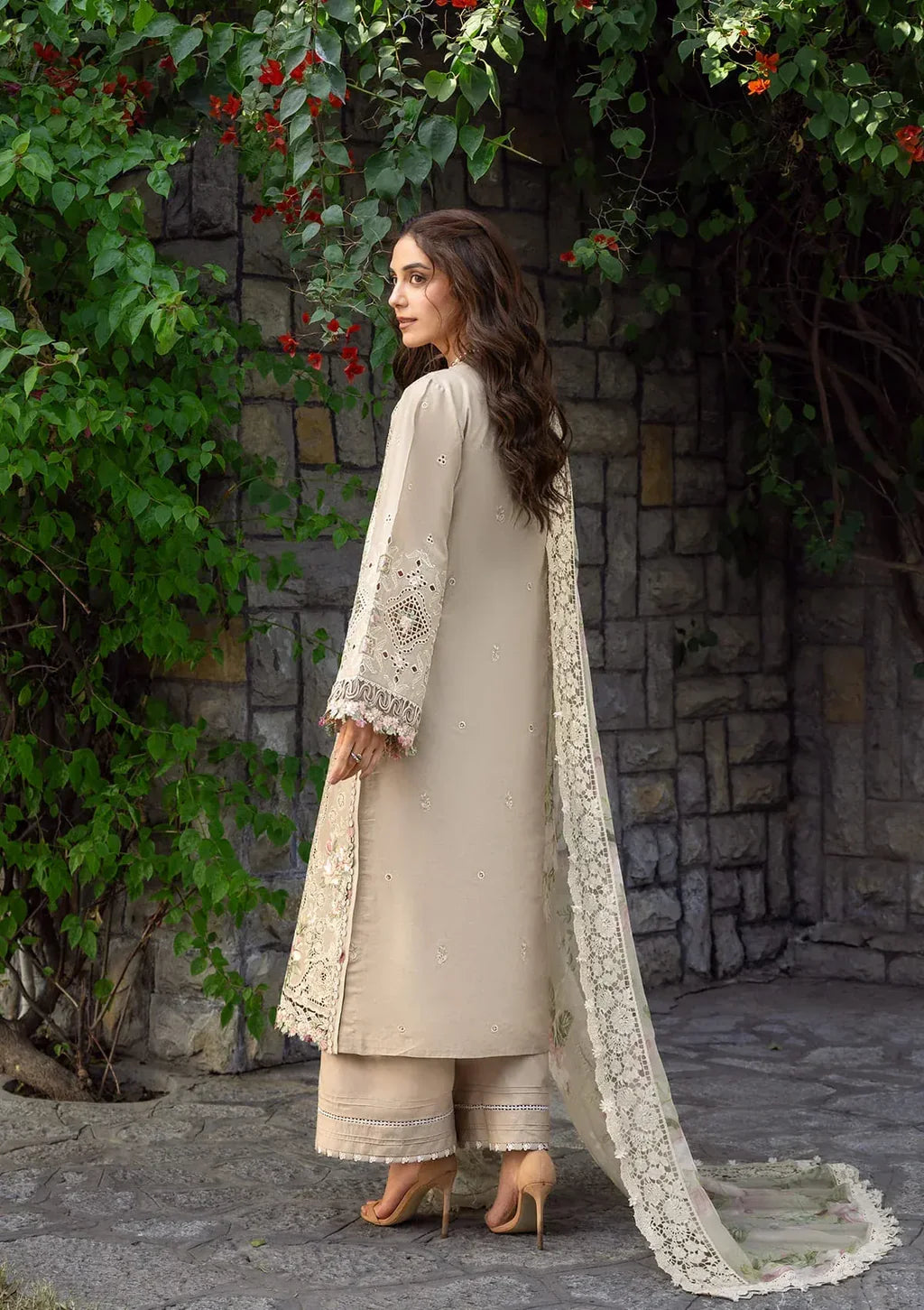 ELAF-3PC LAWN EMBROIDERED SHIRT WITH CHIFFON PRINTED EMBROIDERED DUPATTA AND TROUSER-UR-4263