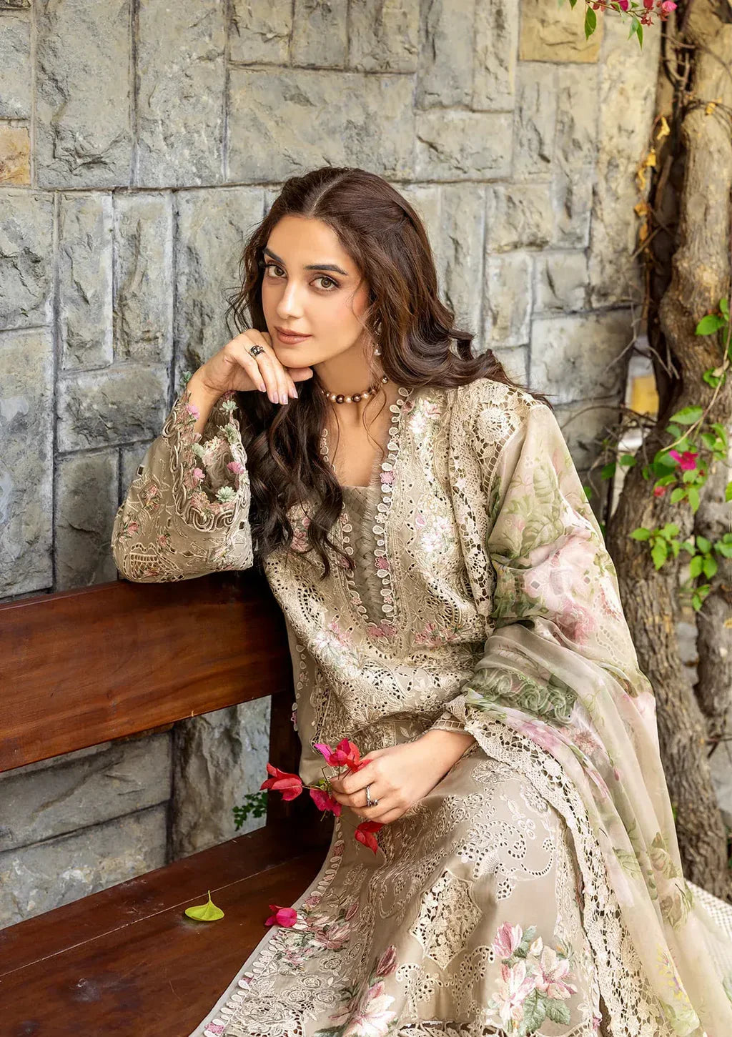 ELAF-3PC LAWN EMBROIDERED SHIRT WITH CHIFFON PRINTED EMBROIDERED DUPATTA AND TROUSER-UR-4263