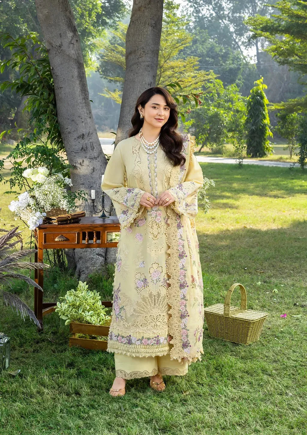 RANG RASIYA-3PC LAWN EMBROIDERED SHIRT WITH CHIFFON PRINTED EMBROIDERED DUPATTA AND TROUSER-UR-4202