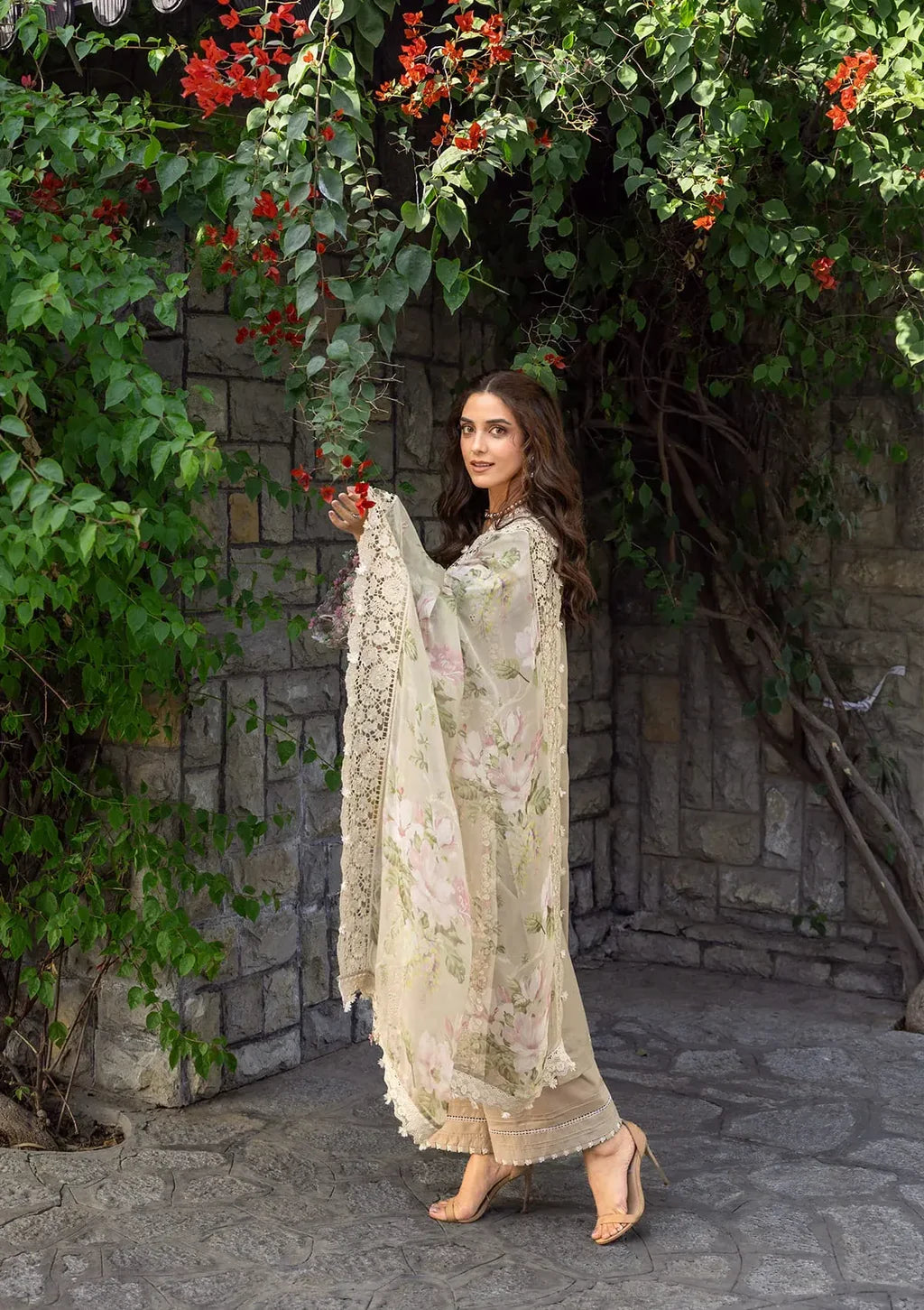 ELAF-3PC LAWN EMBROIDERED SHIRT WITH CHIFFON PRINTED EMBROIDERED DUPATTA AND TROUSER-UR-4263