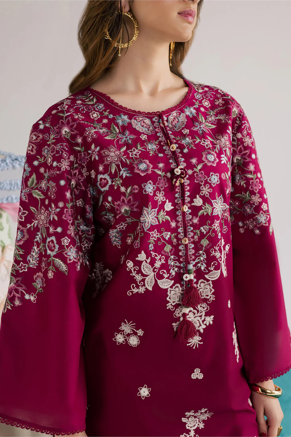 BATIK-2PC LAWN EMBROIDERED SHIRT WITH LAWN EMBROIDERED SLEEVES-UR-4587