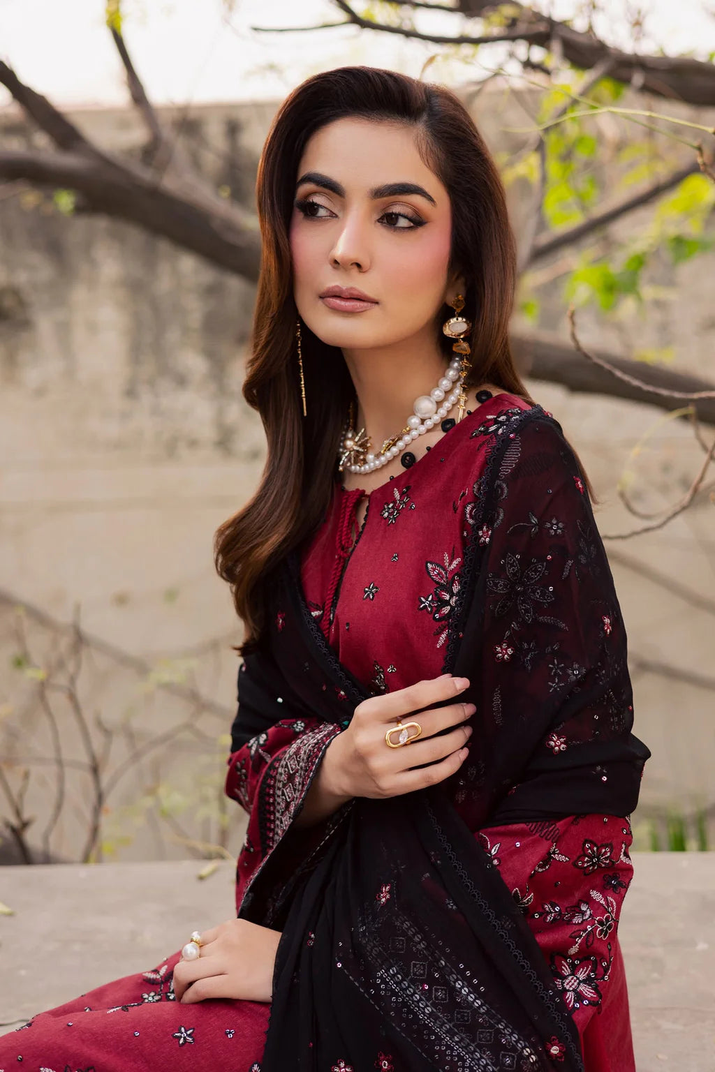 BATIK-3PC LAWN EMBROIDERED SHIRT WITH CHIFFON EMBROIDERED TYE&DYED DUPATTA AND EMB TROUSER-UR-3622